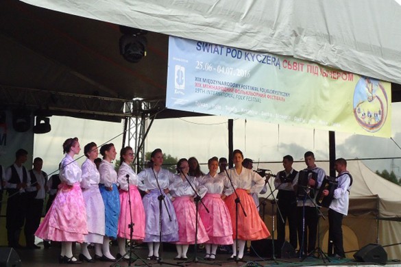 Дюрдьовчанє представяли Руснацох на интернационалним фестивалє